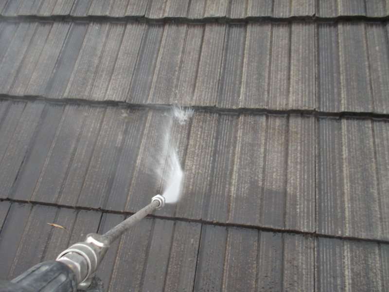 1　屋根高圧洗浄